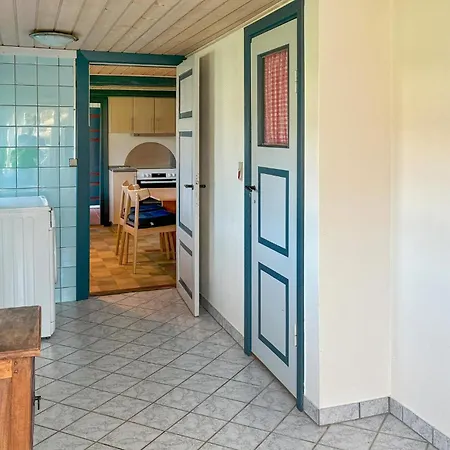 بيت للعطل 2 Bedroom Awesome In ريب