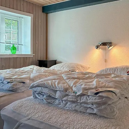 2 Bedroom Awesome In ريب